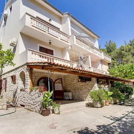 Apartment Pero